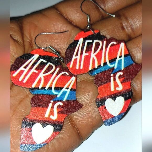 Fun Ethnic dangle earrings - Picture 3 of 4